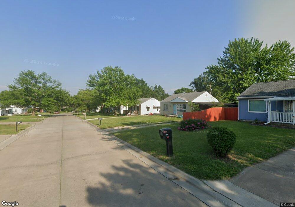 1109 SE 33rd St, Topeka, KS 66605 - photo 1