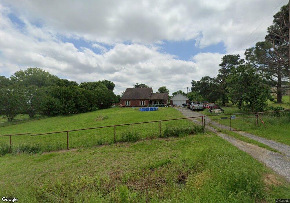 2400 Oak Leaf Trail, Cleburne, TX 76031 - photo 1