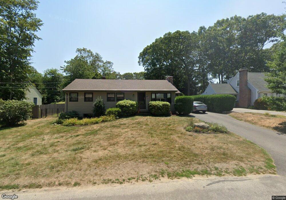 94 Greenwood Dr, Wakefield, RI 02879 - photo 1