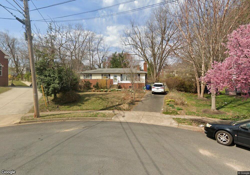 6614 Rockmont Ct, Falls Church, VA 22043 - photo 1