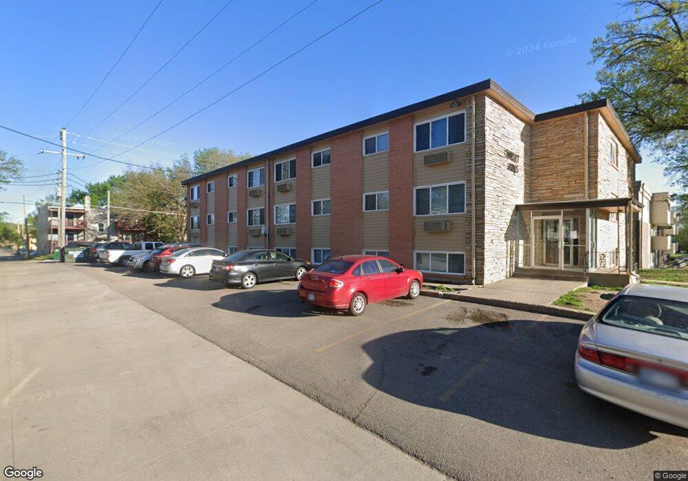 721 SW Polk St, Topeka, KS 66603 - photo 1