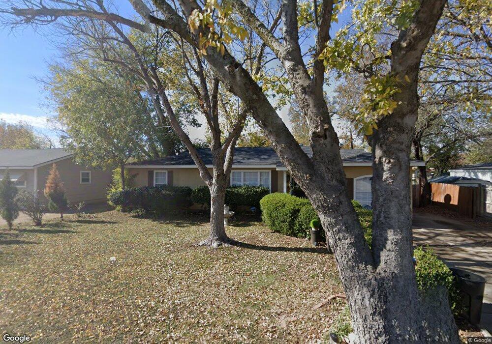 533 Harmon Rd, Hurst, TX 76053 - photo 1