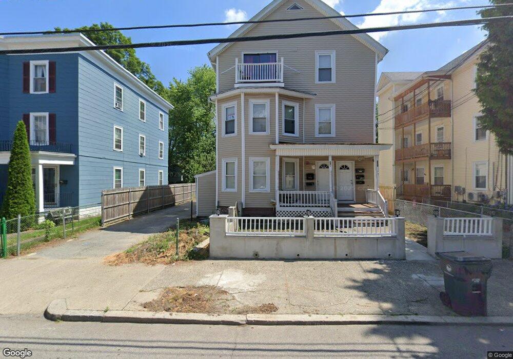 270 Sayles Ave, Pawtucket, RI 02860 - photo 1