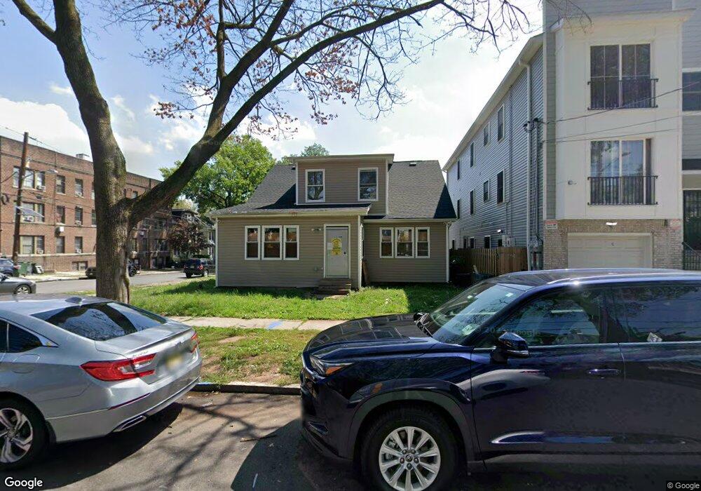 390 Clinton Place unit 392, Newark, NJ 07112 - photo 1