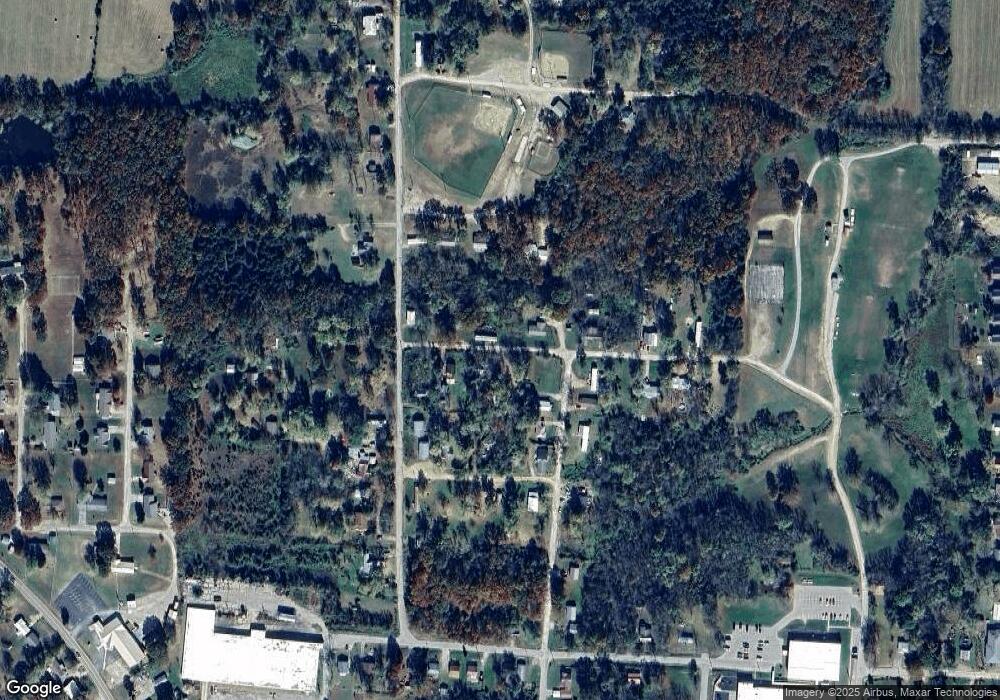 650 W 9th St, Dixon, MO 65459 - photo 1