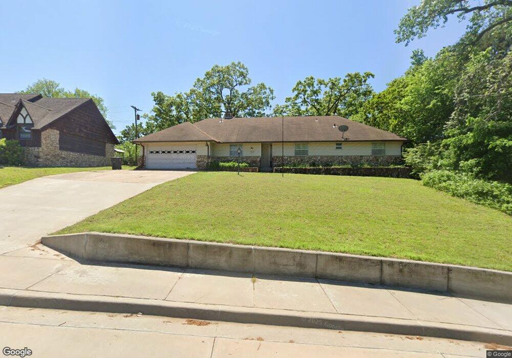 3020 W 53rd St, Tulsa, OK 74107 - photo 1