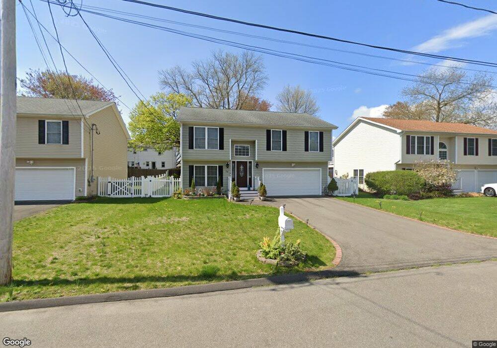 54 Westmoor Rd, Milford, CT 06460 - photo 1