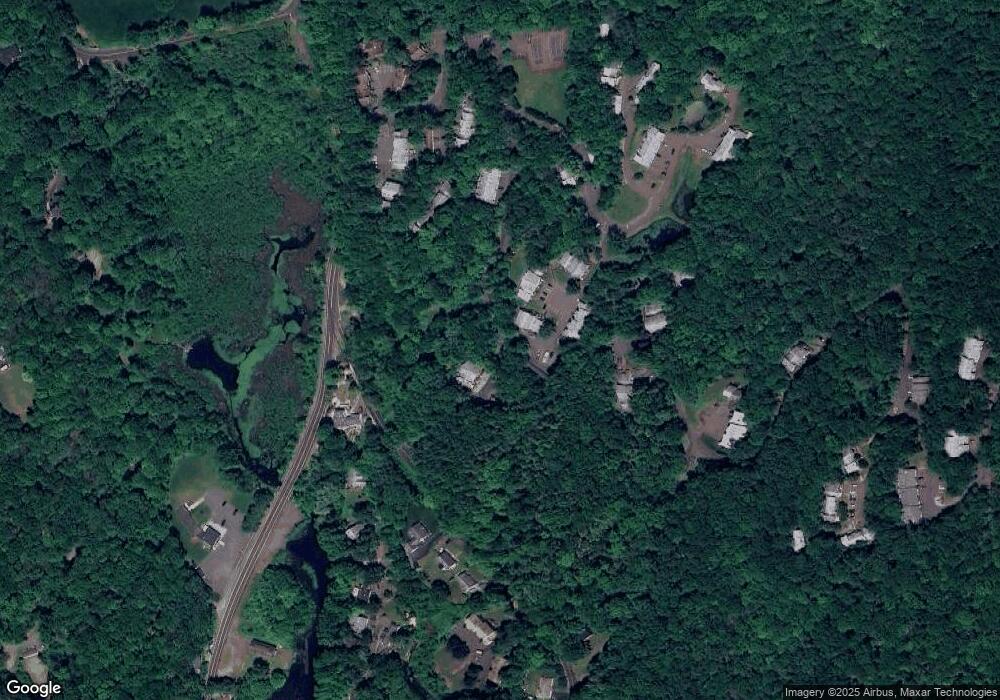 3 Wauwinet Ct unit 3, Guilford, CT 06437 - photo 1