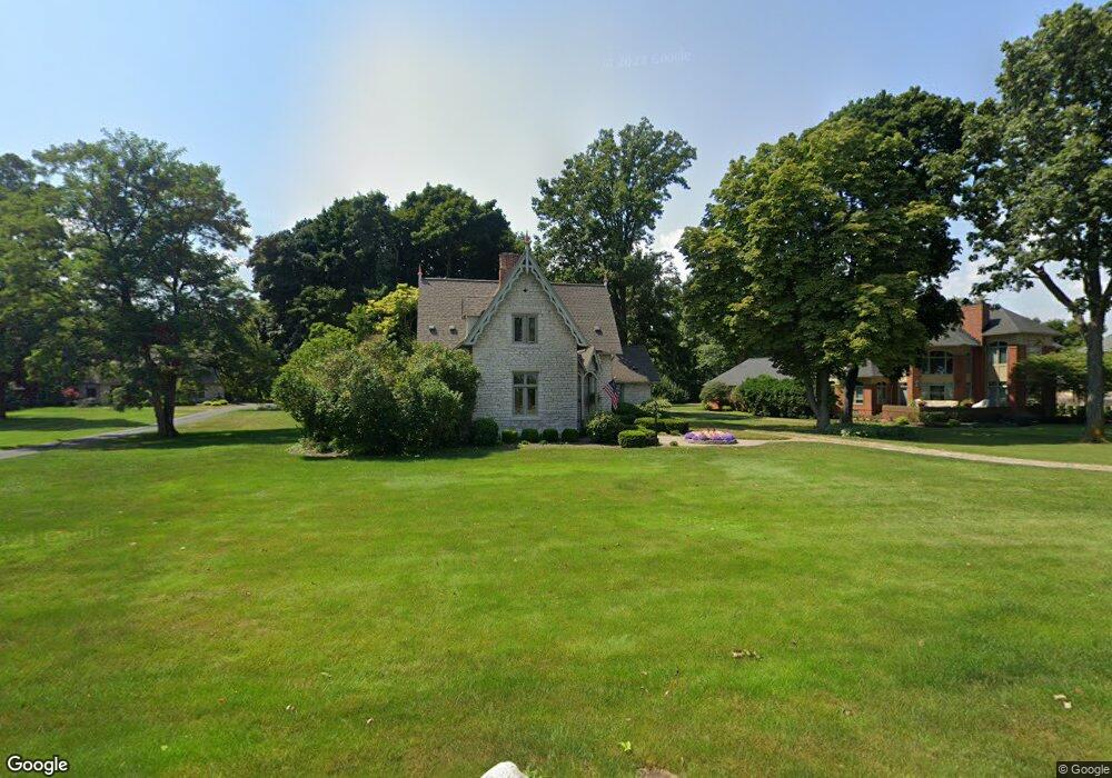 24532 E River Rd, Grosse Ile, MI 48138 - photo 1