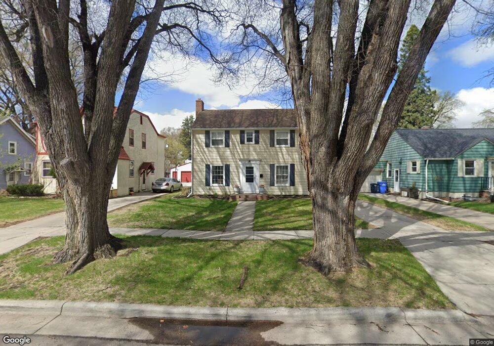1521 7th St S, Fargo, ND 58103 - photo 1