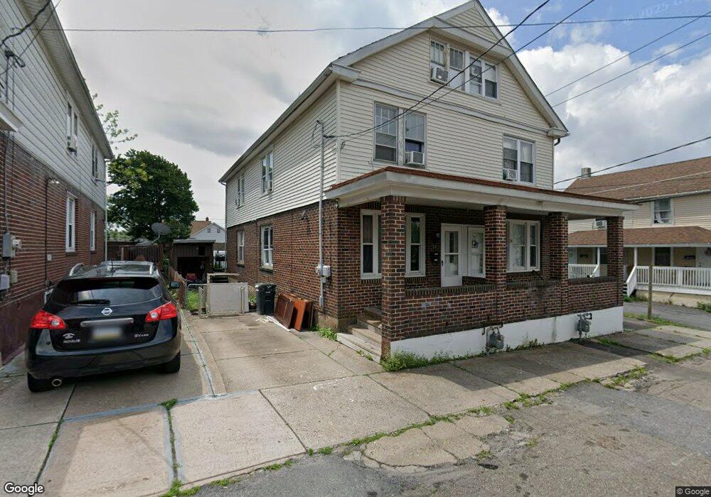 28 E Hawthorne St, Hazleton, PA 18201 - photo 1