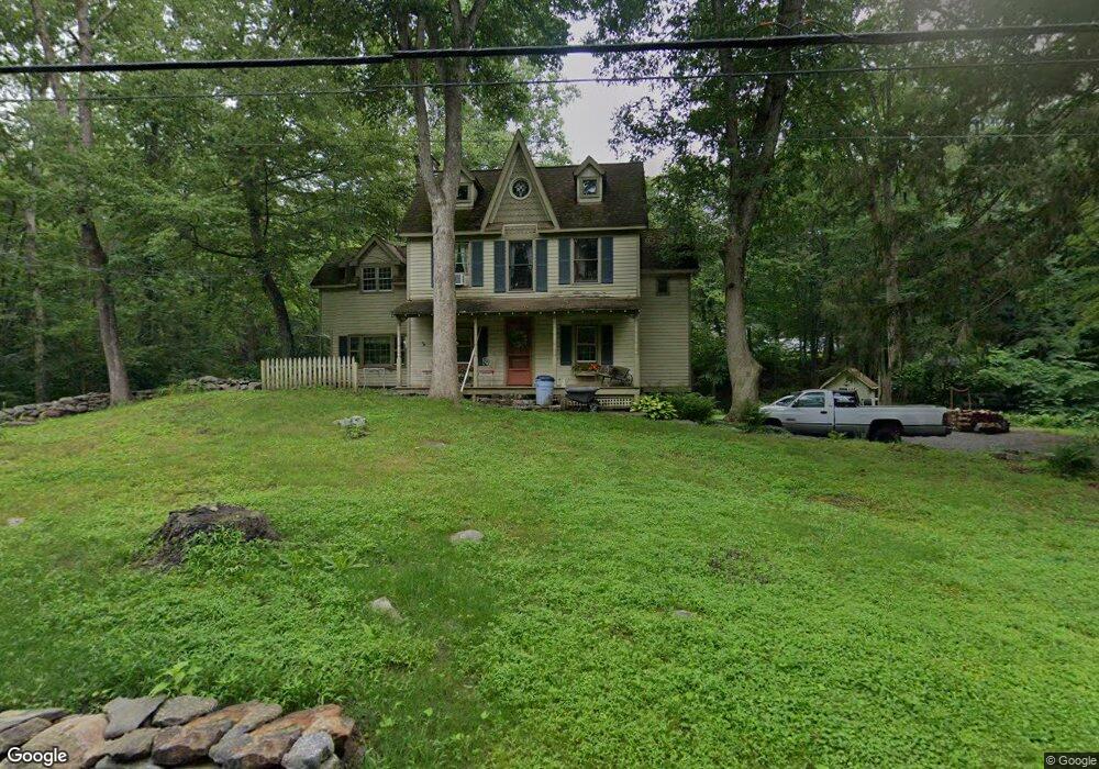 152 Chestnut Ridge Rd, Bethel, CT 06801 - photo 1