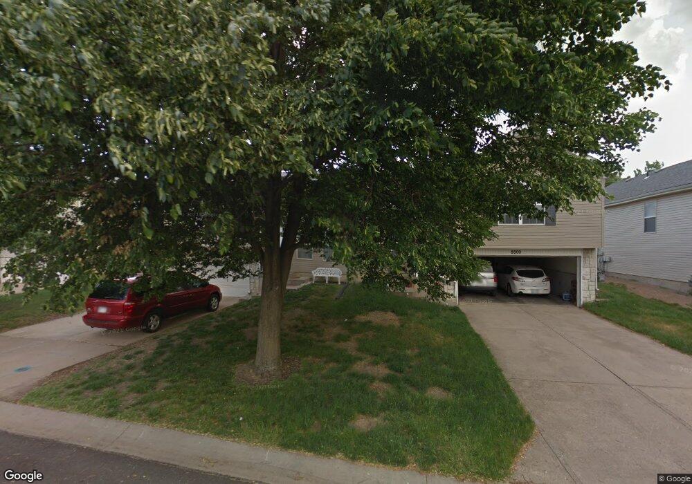 8800 Lakeview Ave, Lenexa, KS 66219 - photo 1