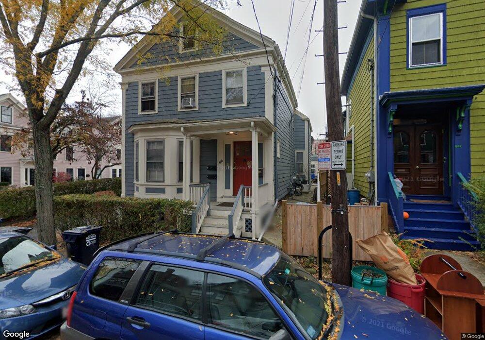 646 Green St unit 2, Cambridge, MA 02139 - photo 1