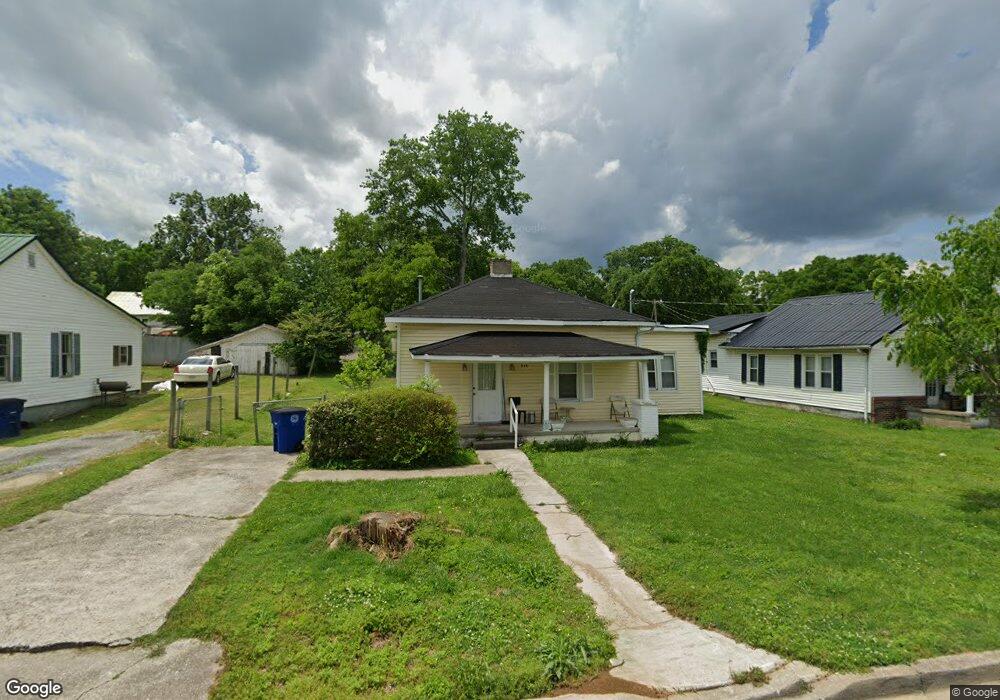 715 Sevier St, Shelbyville, TN 37160 - photo 1