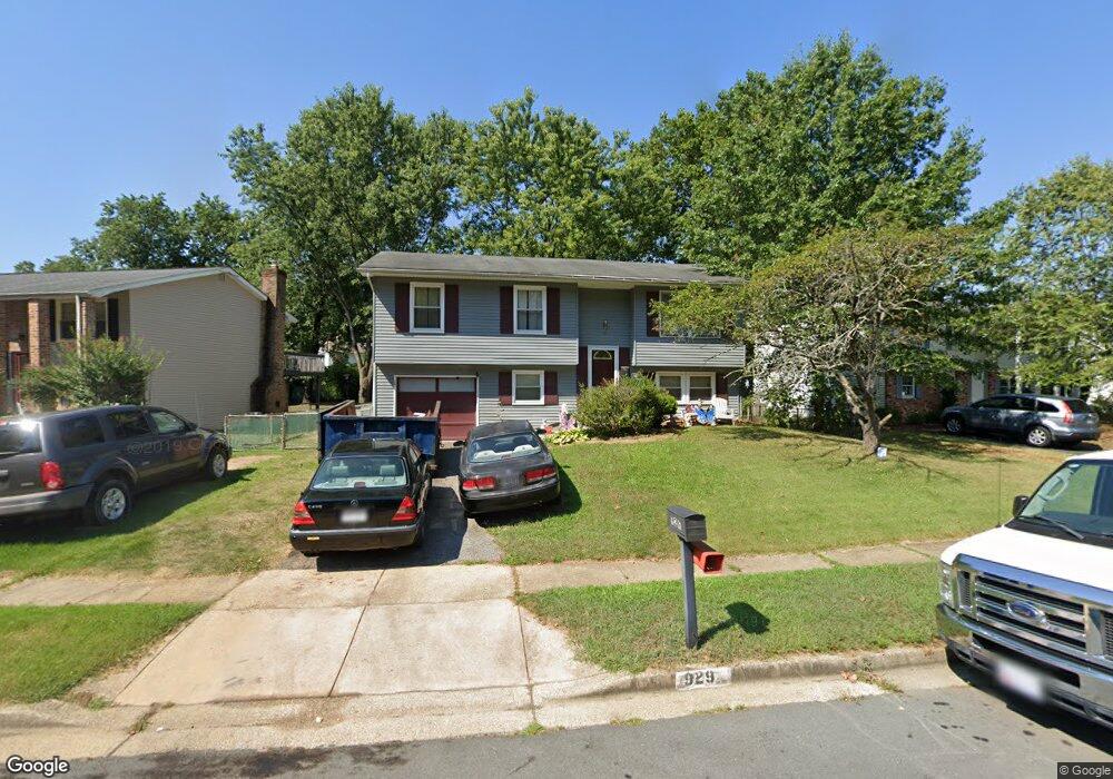 929 Fall Ridge Way, Gambrills, MD 21054 - photo 1