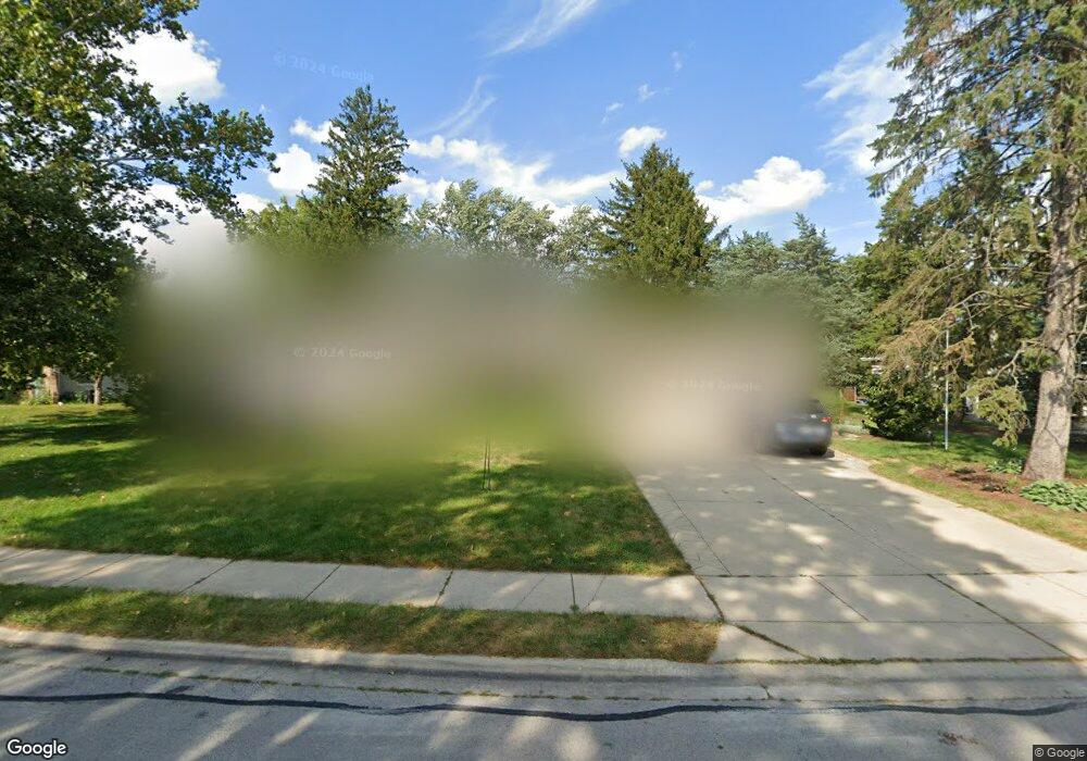 361 Sycamore Dr, Naperville, IL 60540 - photo 1