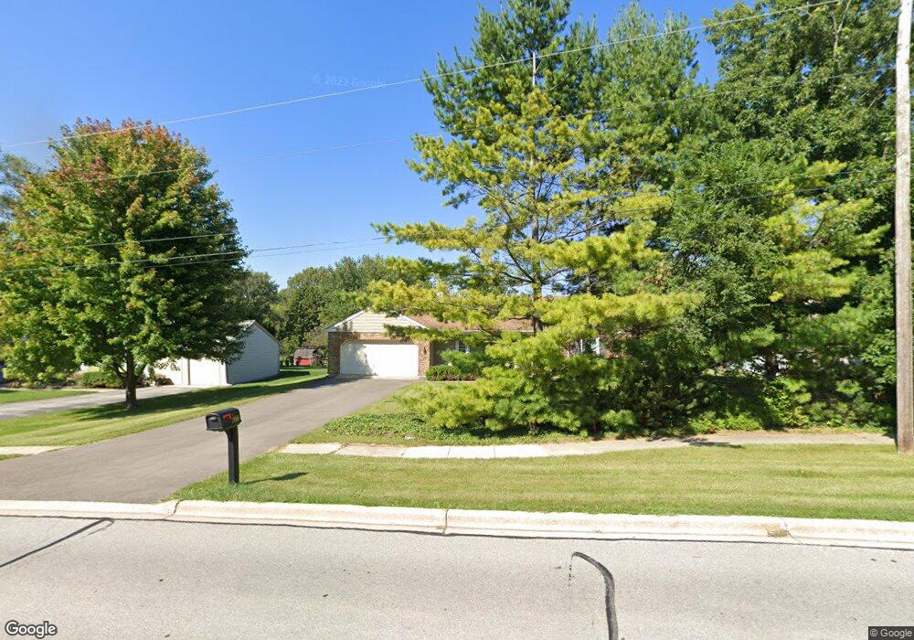 677 Pine St, Batavia, IL 60510 - photo 1