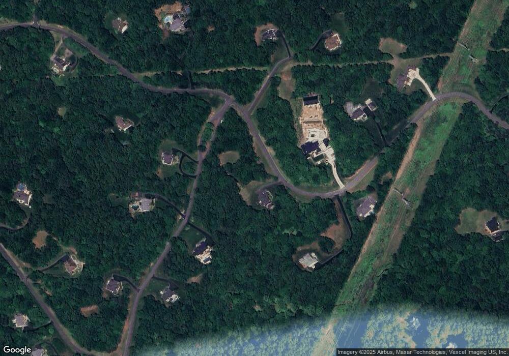 9743 Thorn Bush Dr, Fairfax Station, VA 22039 - photo 1