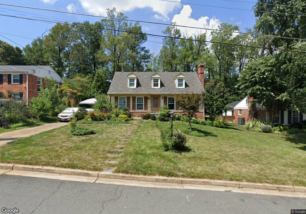 2404 Lexington Rd, Falls Church, VA 22043 - photo 1