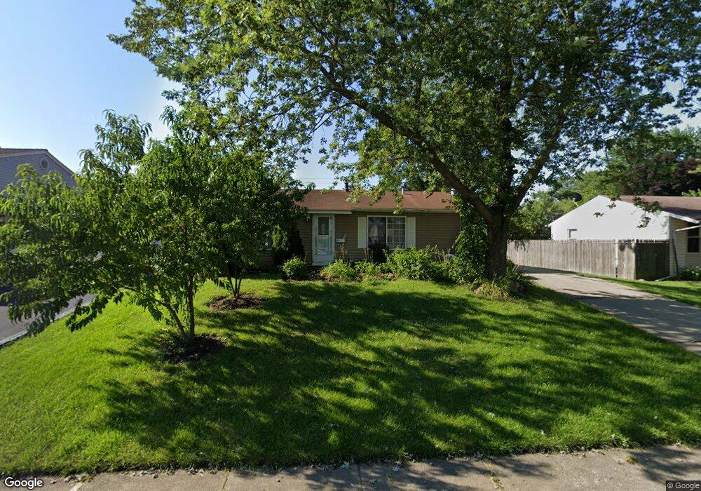 147 Mora Rd, Carpentersville, IL 60110 - photo 1