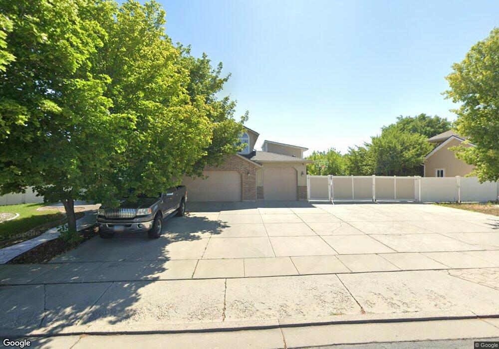 7543 S 5200 W, West Jordan, UT 84081 - photo 1