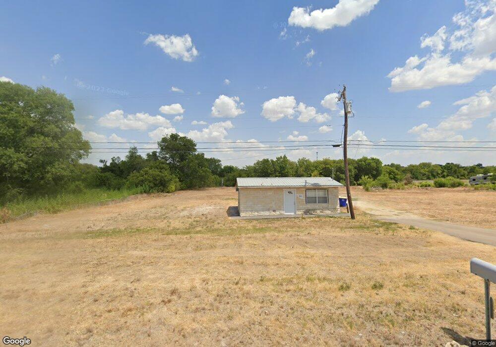 501 N Central Ave, Troy, TX 76579 - photo 1