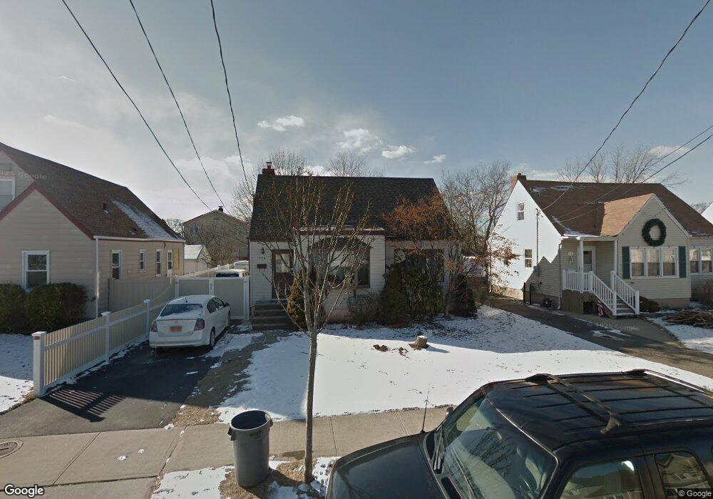 268 Roosevelt Ave, Freeport, NY 11520 - photo 1