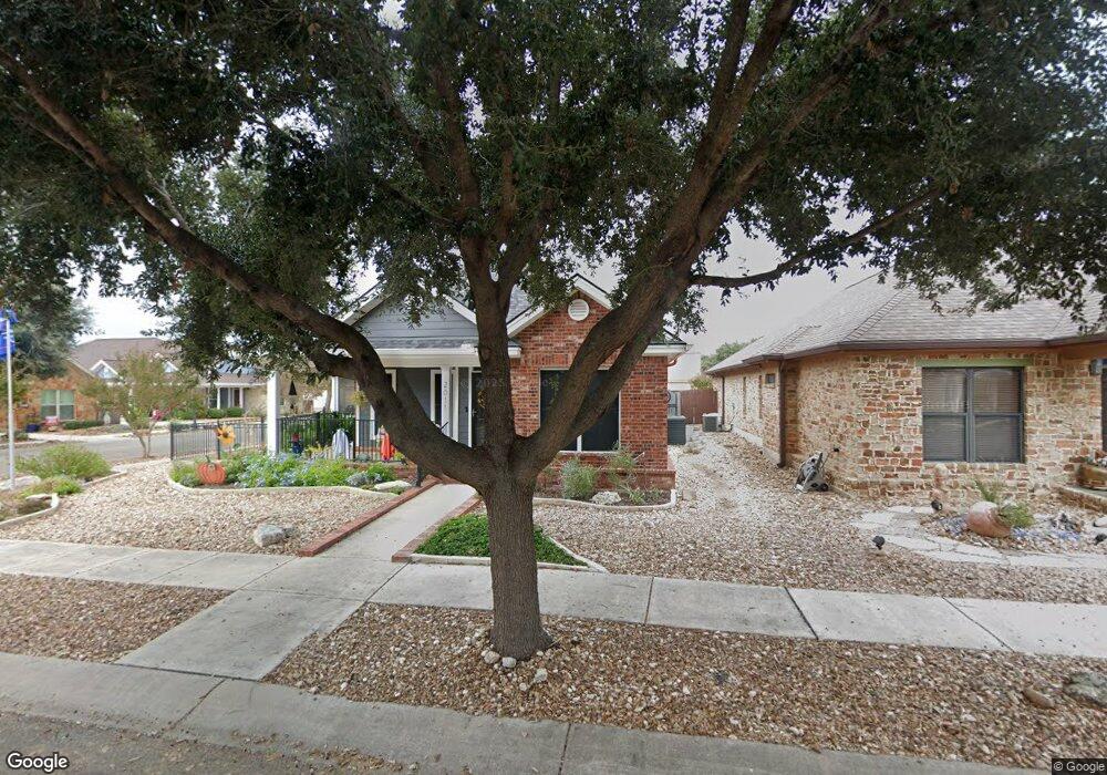 2011 Cotton Blvd, New Braunfels, TX 78130 - photo 1