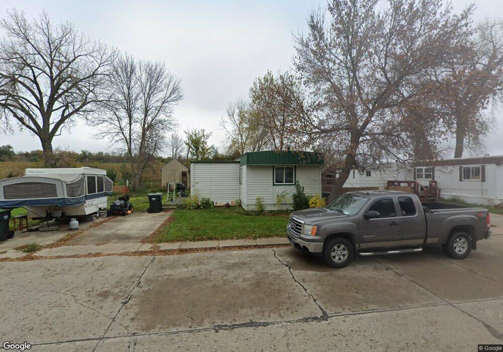 239 S Prairie Ln, Mandan, ND 58554 - photo 1