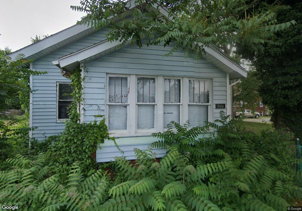 610 Jones Ct NW, Canton, OH 44703 - photo 1