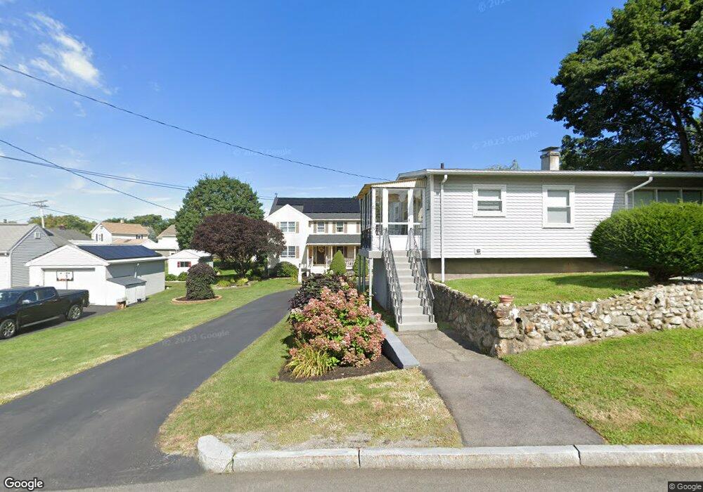 13 Playstead Ave, Woburn, MA 01801 - photo 1