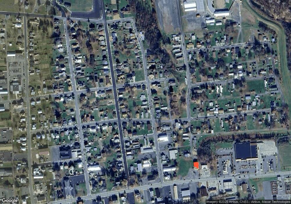 106 Grant St, Petersburg, WV 26847 - photo 1