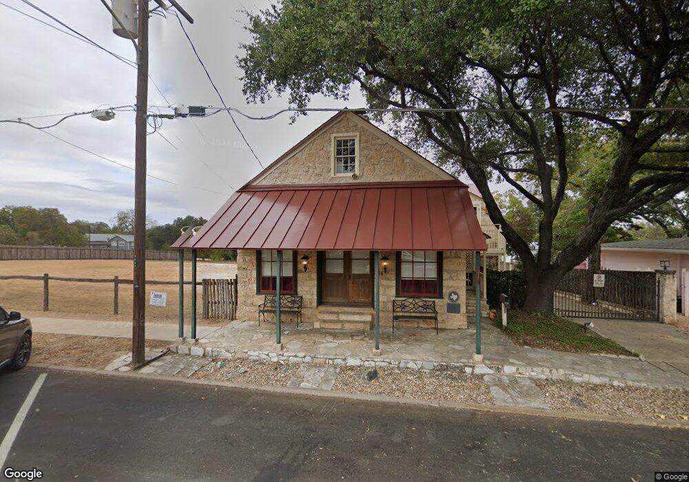 412 & 414 E Main St, Fredericksburg, TX 78624 - photo 1