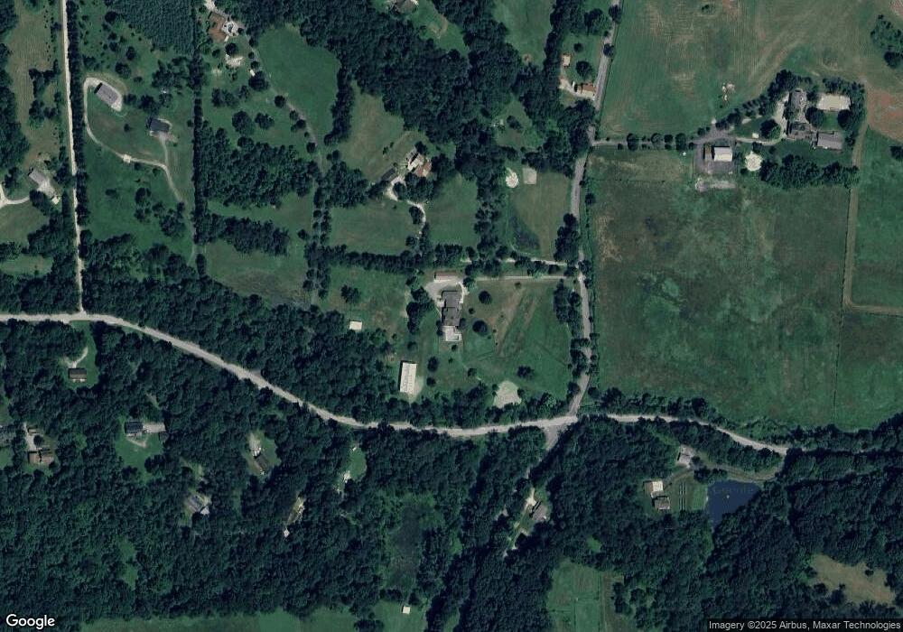 209 Sundust Rd, Eighty Four, PA 15330 - photo 1