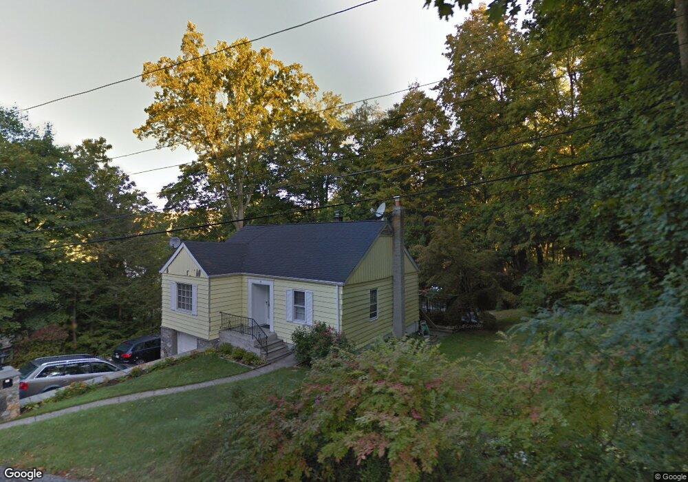 10 Crigler Ave, Cortlandt Manor, NY 10567 - photo 1