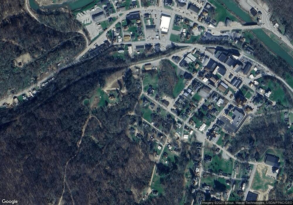 401 W Wood St, West Union, WV 26456 - photo 1