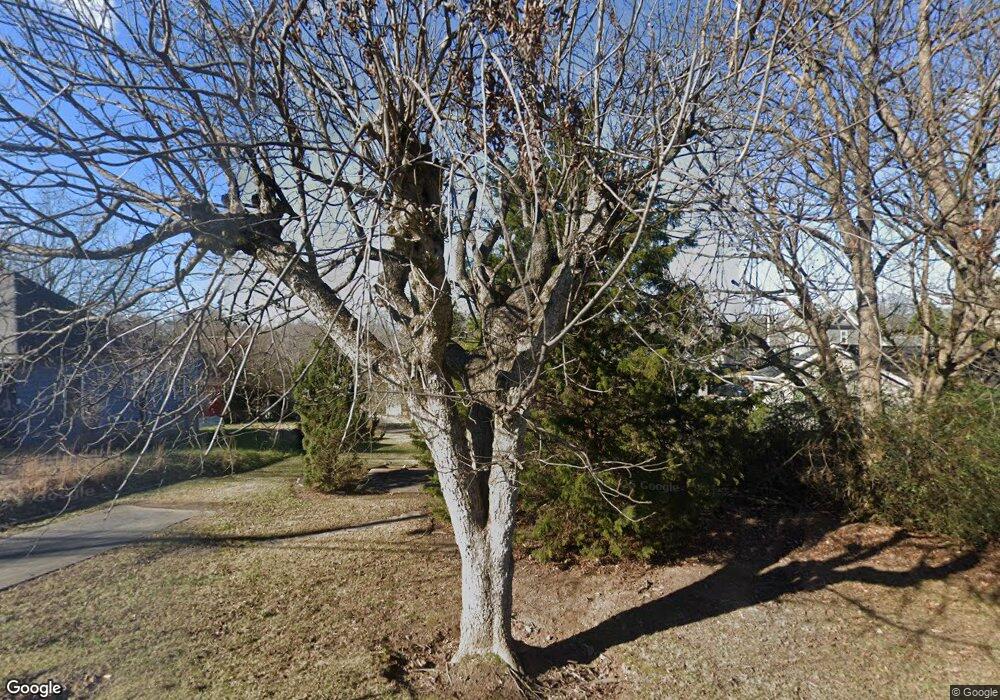 645 W Shadburn Ave, Buford, GA 30518 - photo 1