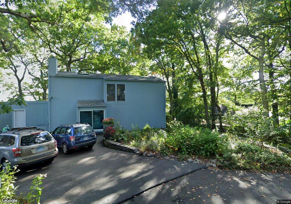 12 1/2 Outer Rd, Norwalk, CT 06854 - photo 1