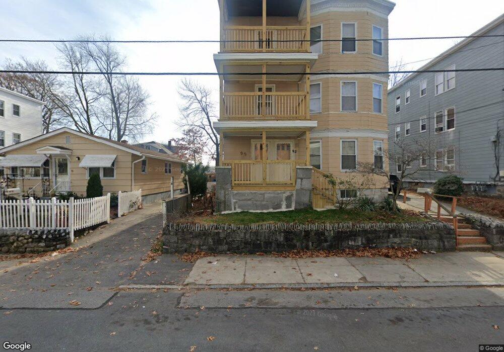 93 Dorchester St unit 95, Lawrence, MA 01843 - photo 1