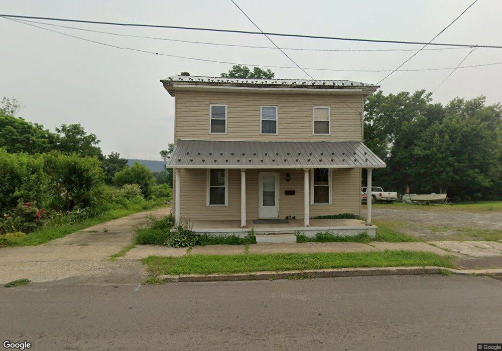 424 E Front St, Berwick, PA 18603 - photo 1