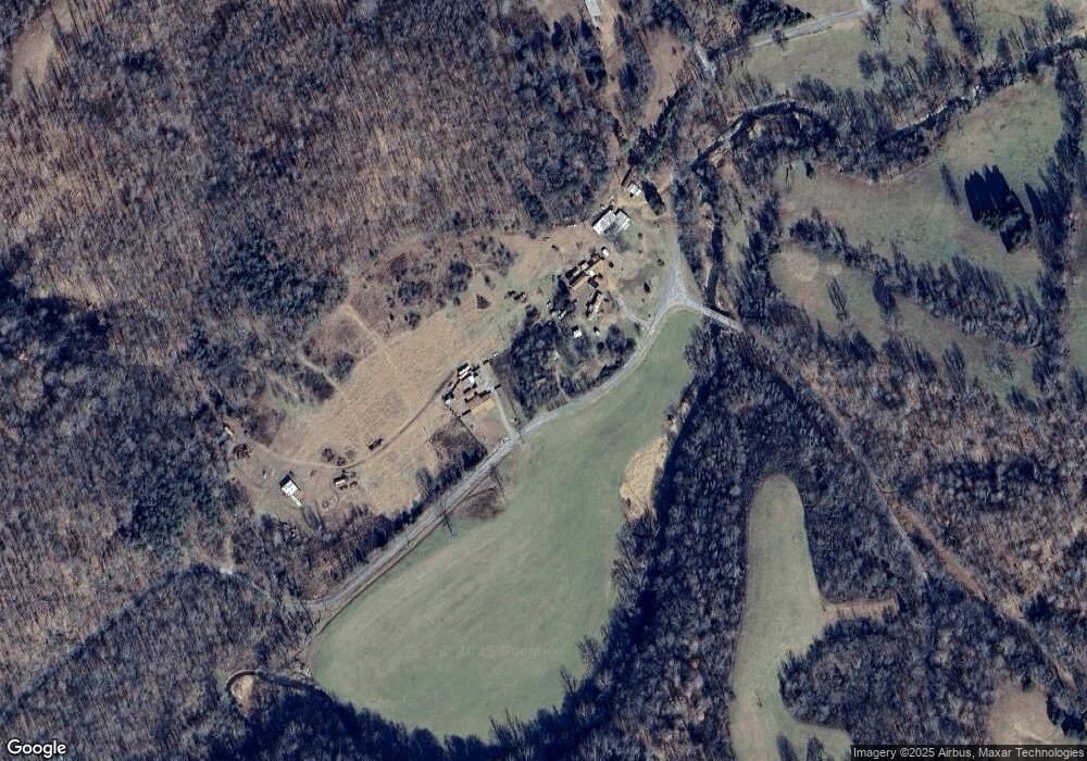 2340 Lewis Branch Rd, Tennessee Ridge, TN 37178 - photo 1