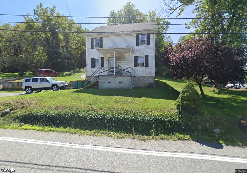 896 W Main St, Waynesboro, PA 17268 - photo 1