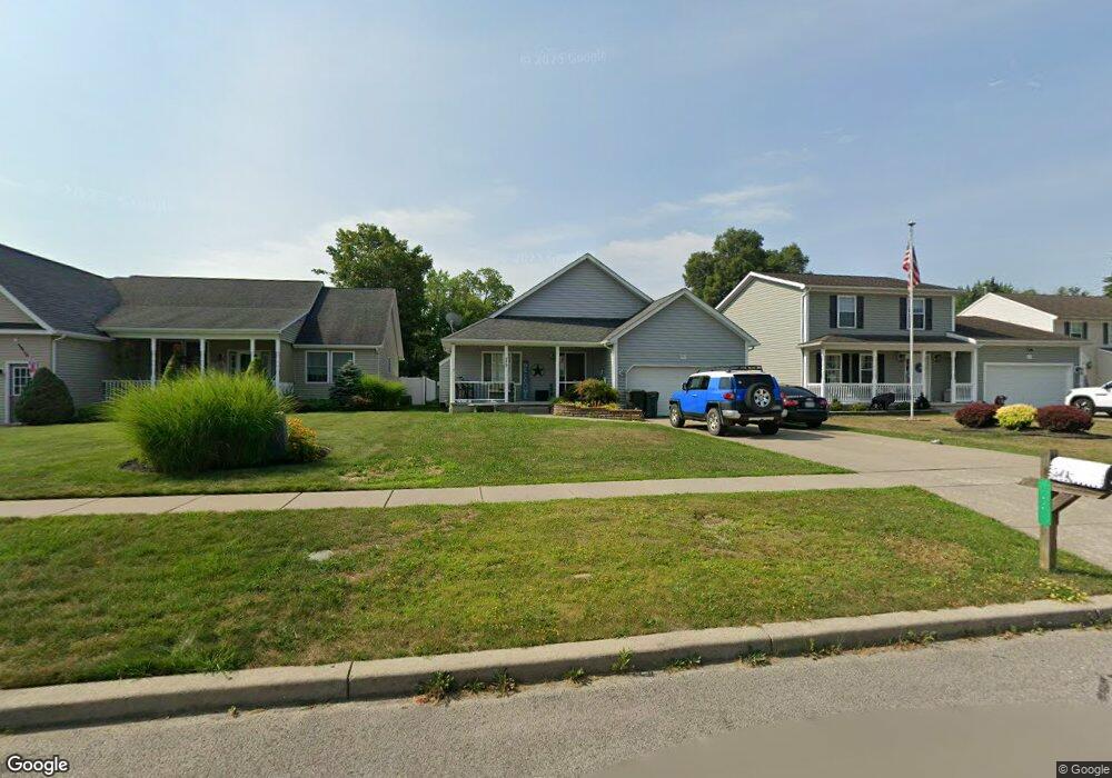 777 Daigler Dr, North Tonawanda, NY 14120 - photo 1