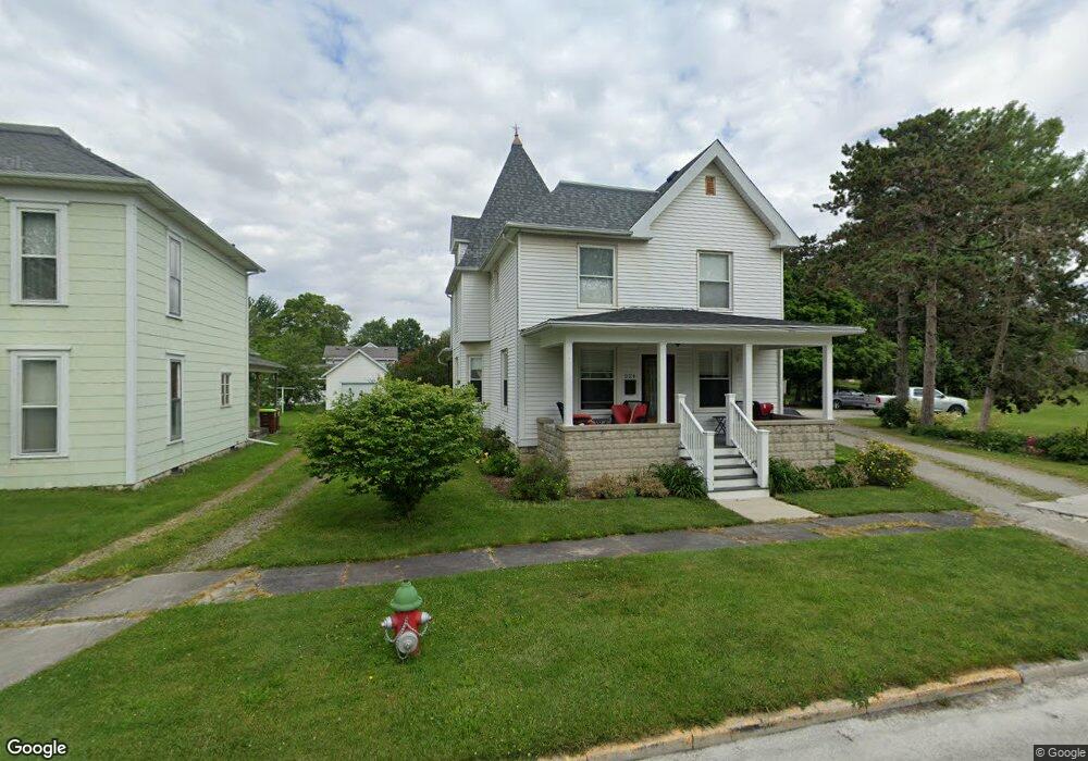 224 N Walnut St, Woodville, OH 43469 - photo 1