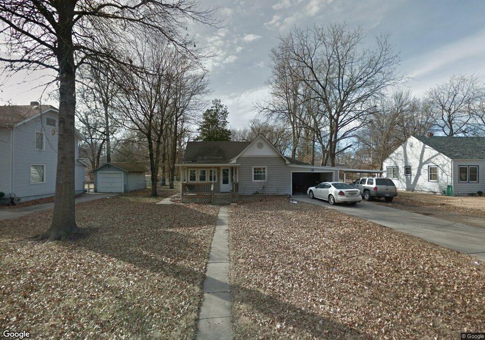 737 SW Saline St, Topeka, KS 66606 - photo 1