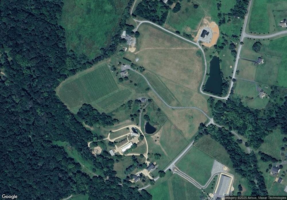 18067 Tranquility Rd, Purcellville, VA 20132 - photo 1