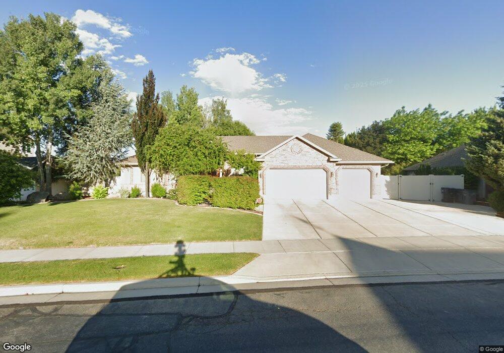 11492 Jordan Bend Rd, South Jordan, UT 84095 - photo 1