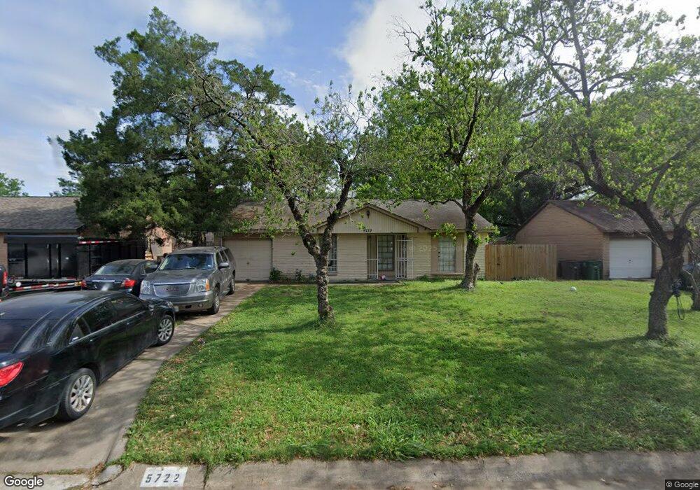 5722 Mackinaw St, Houston, TX 77053 - photo 1