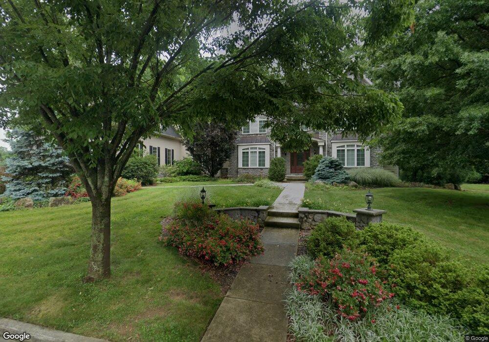 556 Churchill Ln, Allentown, PA 18106 - photo 1